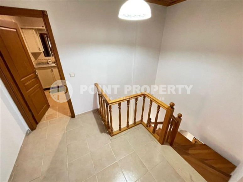 Cozy four-room penthouse, 150 m², with separate kitchen, in the center of Alanya, 250 meters from the sea-id-2464-photo-12