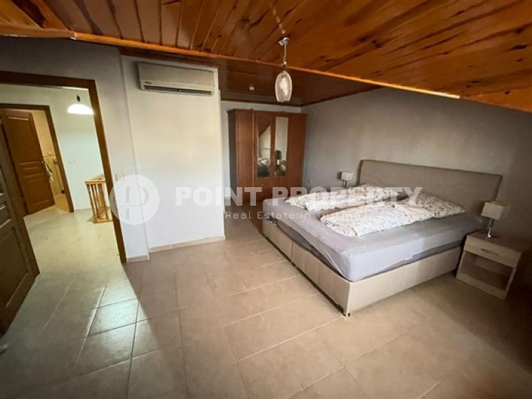Cozy four-room penthouse, 150 m², with separate kitchen, in the center of Alanya, 250 meters from the sea-id-2464-photo-19