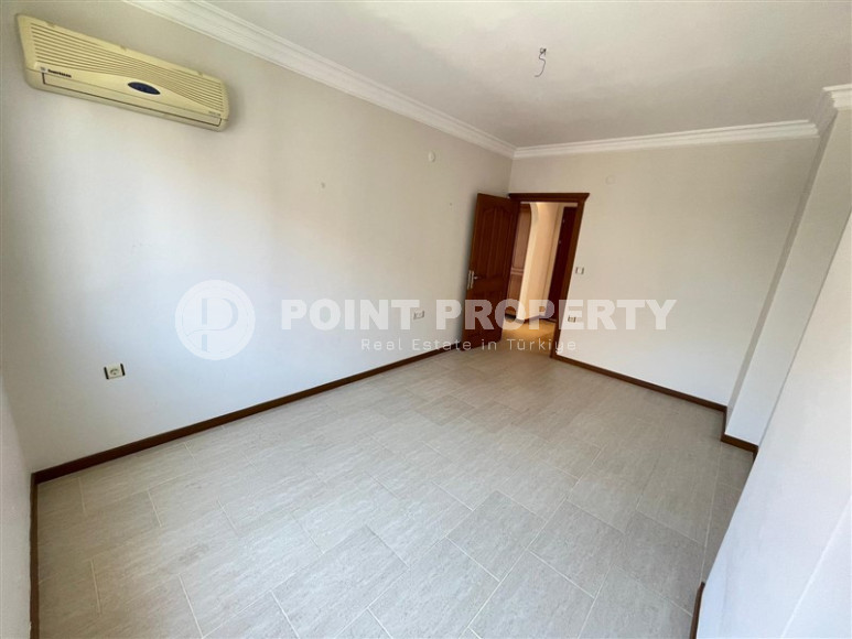 Apartment 2+1 in a complex on the first coastline in Mahmutlar, 125m2-id-1212-photo-7