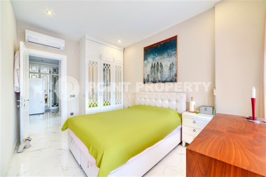 New three-room apartment, 95m², in an elite complex on the seafront in Oba, Alanya-id-2465-photo-8