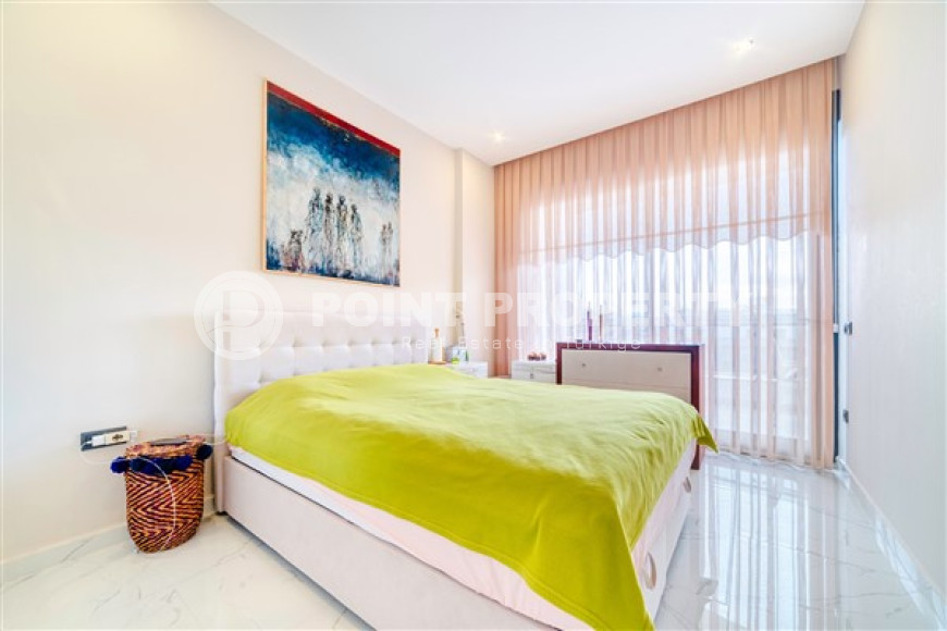 New three-room apartment, 95m², in an elite complex on the seafront in Oba, Alanya-id-2465-photo-9
