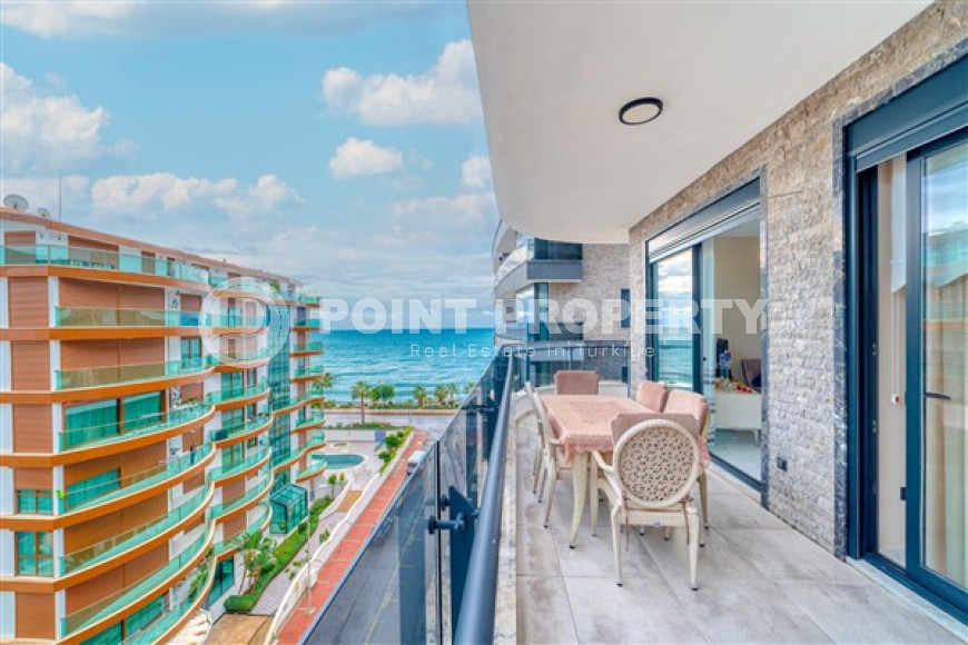 New three-room apartment, 95m², in an elite complex on the seafront in Oba, Alanya-id-2465-photo-15