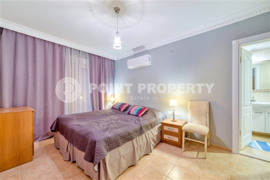 Готовый к проживанию, пентхаус с четырьмя спальнями, 240м², в 600м от моря в районе Оба, Алания-id-2467-фото-11