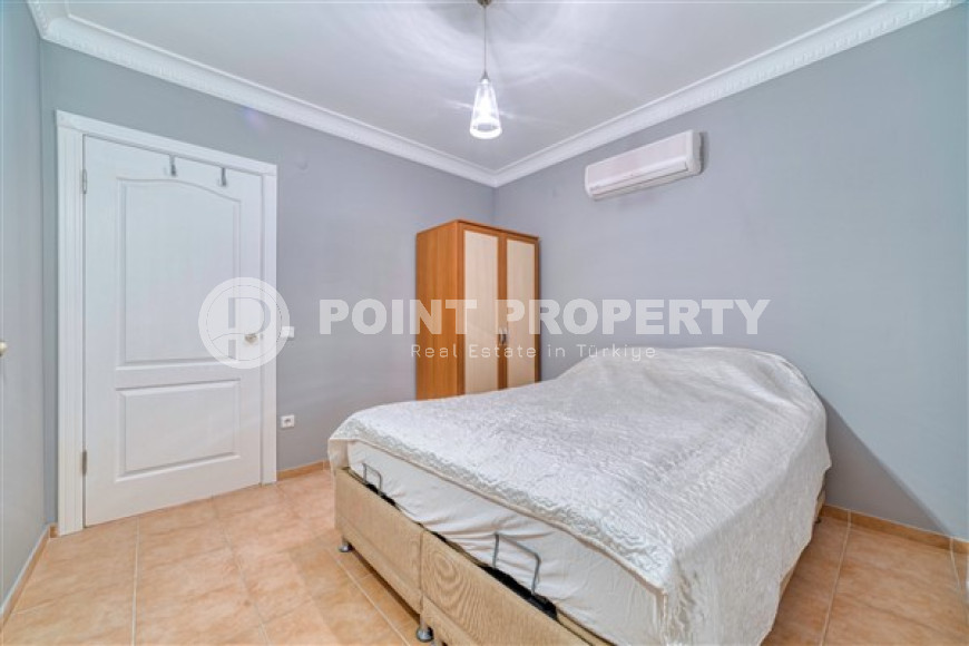 Готовый к проживанию, пентхаус с четырьмя спальнями, 240м², в 600м от моря в районе Оба, Алания-id-2467-фото-16