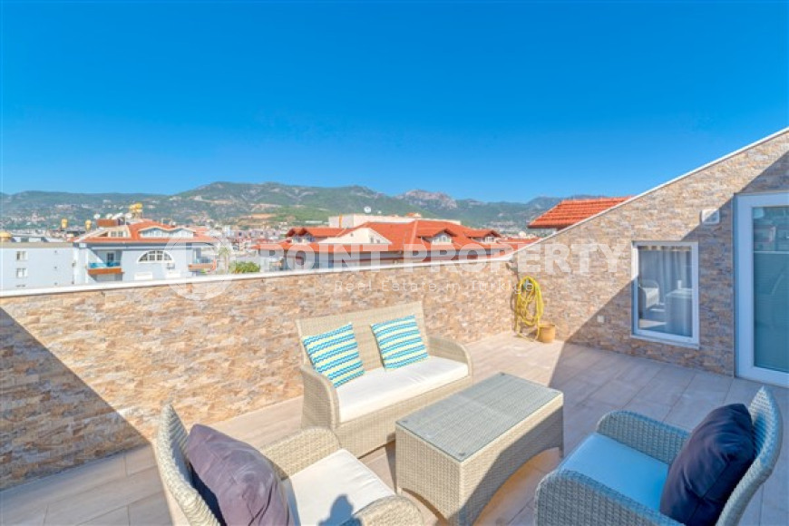 Готовый к проживанию, пентхаус с четырьмя спальнями, 240м², в 600м от моря в районе Оба, Алания-id-2467-фото-25