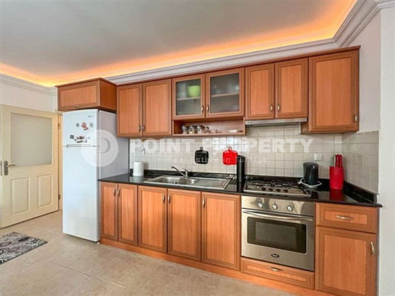 Cozy apartment 2+1, 100m², in a complex with a swimming pool, ready to move in, in the Oba area, Alanya-id-2469-photo-6