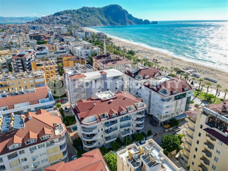 Furnished two-bedroom apartment, 140m², in the center of Alanya, on the first coastline-id-2470-photo-2