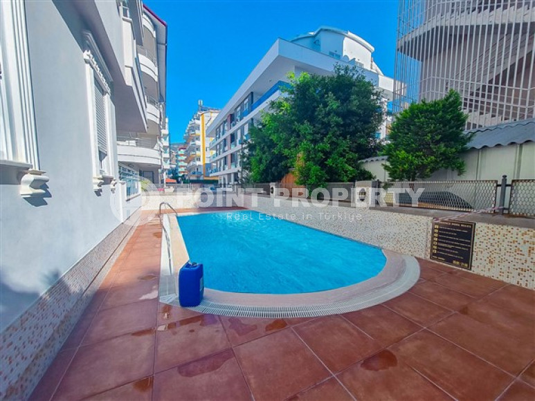 Furnished two-bedroom apartment, 140m², in the center of Alanya, on the first coastline-id-2470-photo-6