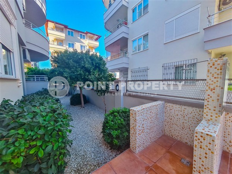 Furnished two-bedroom apartment, 140m², in the center of Alanya, on the first coastline-id-2470-photo-8