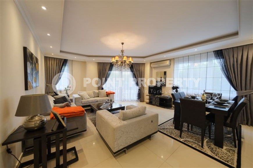 Furnished two-bedroom apartment, 140m², in the center of Alanya, on the first coastline-id-2470-photo-9