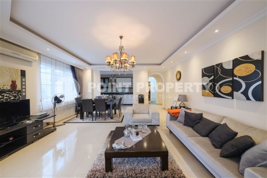 Furnished two-bedroom apartment, 140m², in the center of Alanya, on the first coastline-id-2470-photo-13