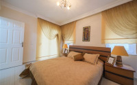 Furnished two-bedroom apartment, 140m², in the center of Alanya, on the first coastline-id-2470-photo-31