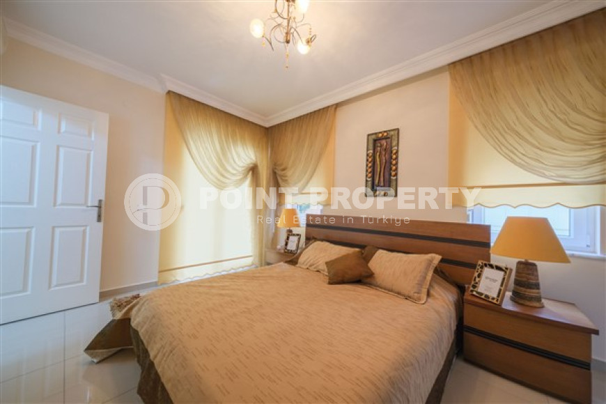 Furnished two-bedroom apartment, 140m², in the center of Alanya, on the first coastline-id-2470-photo-31