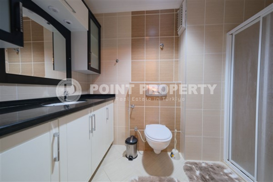 Furnished two-bedroom apartment, 140m², in the center of Alanya, on the first coastline-id-2470-photo-32