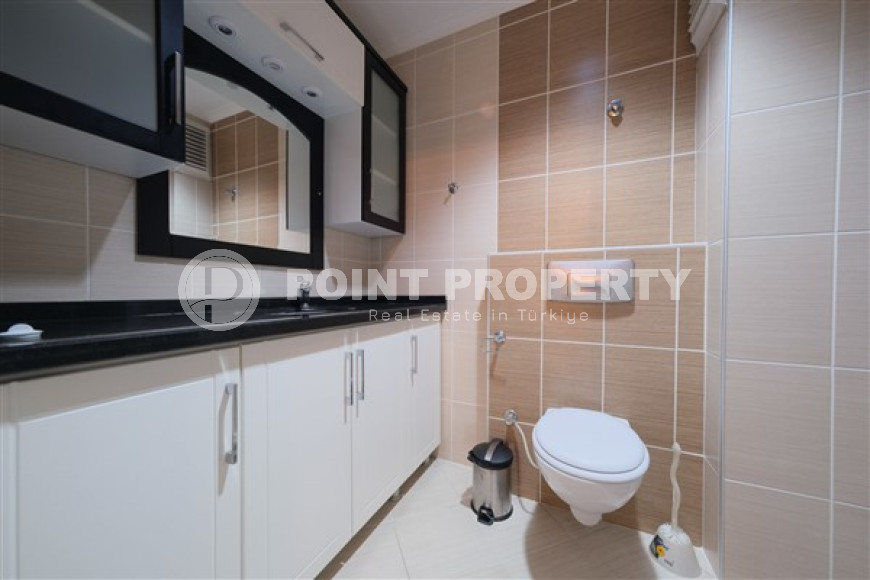 Furnished two-bedroom apartment, 140m², in the center of Alanya, on the first coastline-id-2470-photo-33