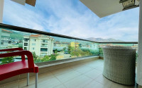Spacious furnished duplex penthouse, 230m², with five bedrooms 800m from the sea in the Oba area.-id-2471-photo-10