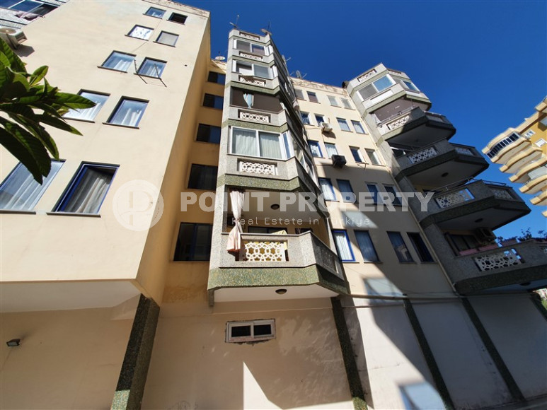 Two-room apartment with 1+1 layout, 60 m2 in one of the popular areas of Mahmutlar. Only 250 m to the sea. An excellent option for moving.-id-1213-photo-12