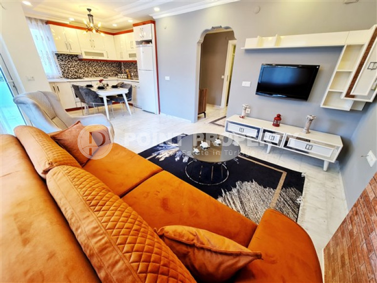 Elegant two bedroom apartment, 120m², in a complex with a swimming pool in Mahmutlar, 300m from the sea-id-2480-photo-3