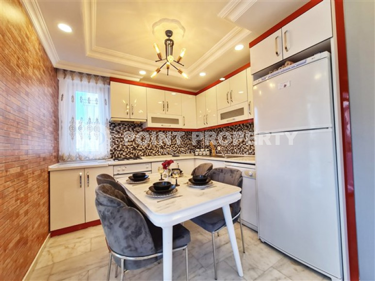 Elegant two bedroom apartment, 120m², in a complex with a swimming pool in Mahmutlar, 300m from the sea-id-2480-photo-4