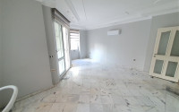 Apartment 2+1 with two balconies at an affordable price, 700 m from the sea, Alanya Center-id-2489-photo-3