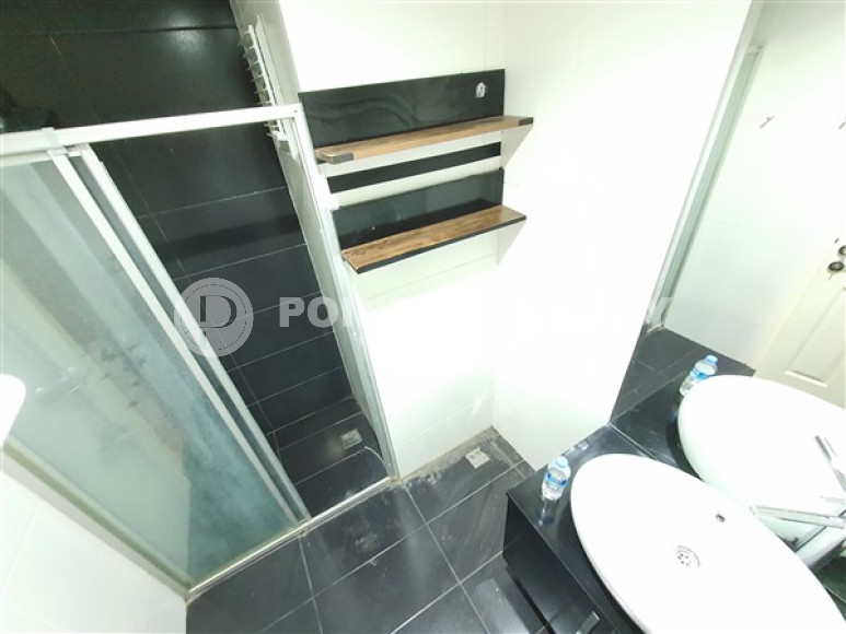 Apartment 2+1 with two balconies at an affordable price, 700 m from the sea, Alanya Center-id-2489-photo-9