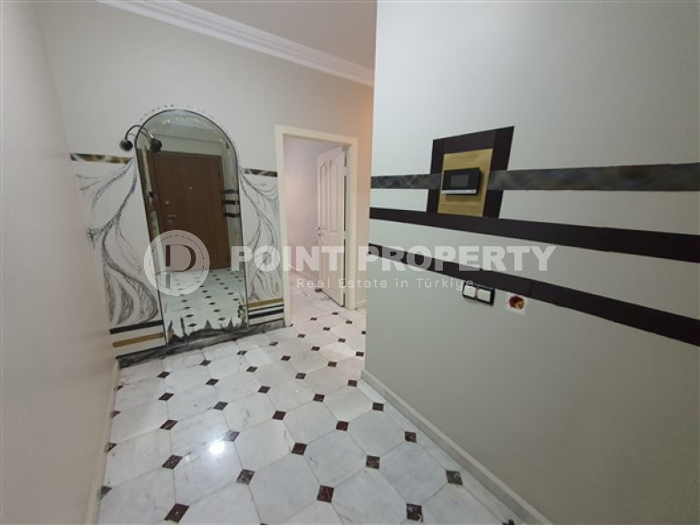 Apartment 2+1 with two balconies at an affordable price, 700 m from the sea, Alanya Center-id-2489-photo-12