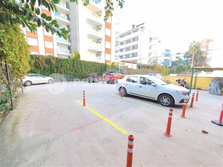 Apartment 2+1 with two balconies at an affordable price, 700 m from the sea, Alanya Center-id-2489-photo-19