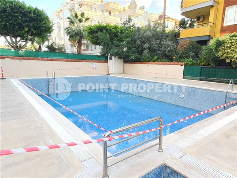 Apartment 2+1 with two balconies at an affordable price, 700 m from the sea, Alanya Center-id-2489-photo-20