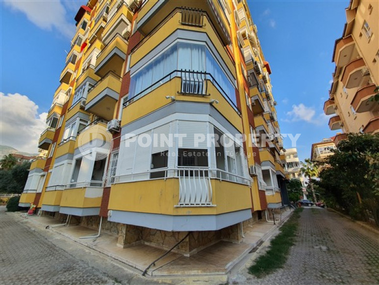 Apartment 2+1 with two balconies at an affordable price, 700 m from the sea, Alanya Center-id-2489-photo-21
