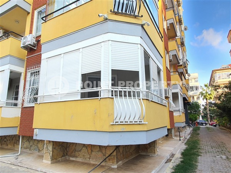 Apartment 2+1 with two balconies at an affordable price, 700 m from the sea, Alanya Center-id-2489-photo-22