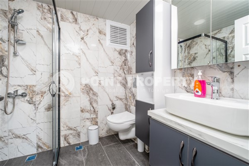 Ready to move in, three-room apartment, 100m², in an urban building in Oba, Alanya-id-2490-photo-12