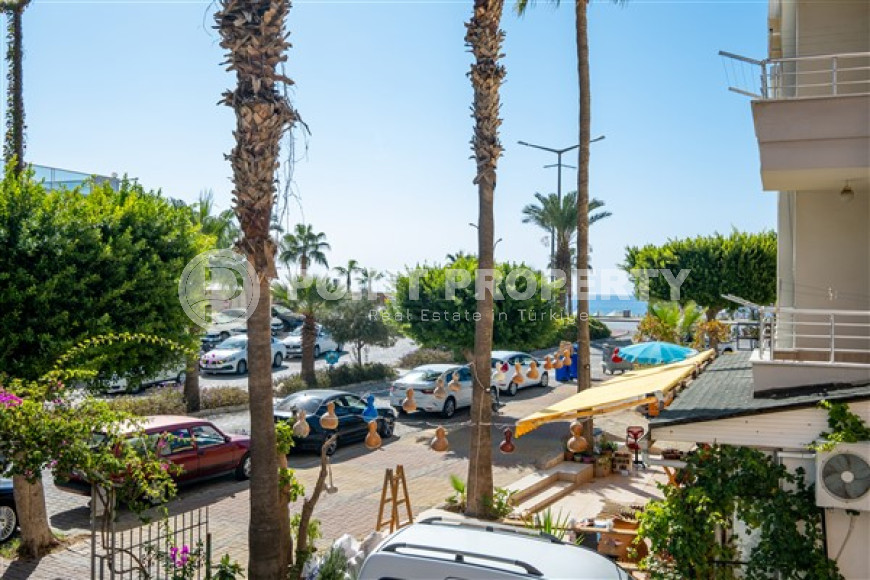 Ready to move in, three-room apartment, 100m², in an urban building in Oba, Alanya-id-2490-photo-17