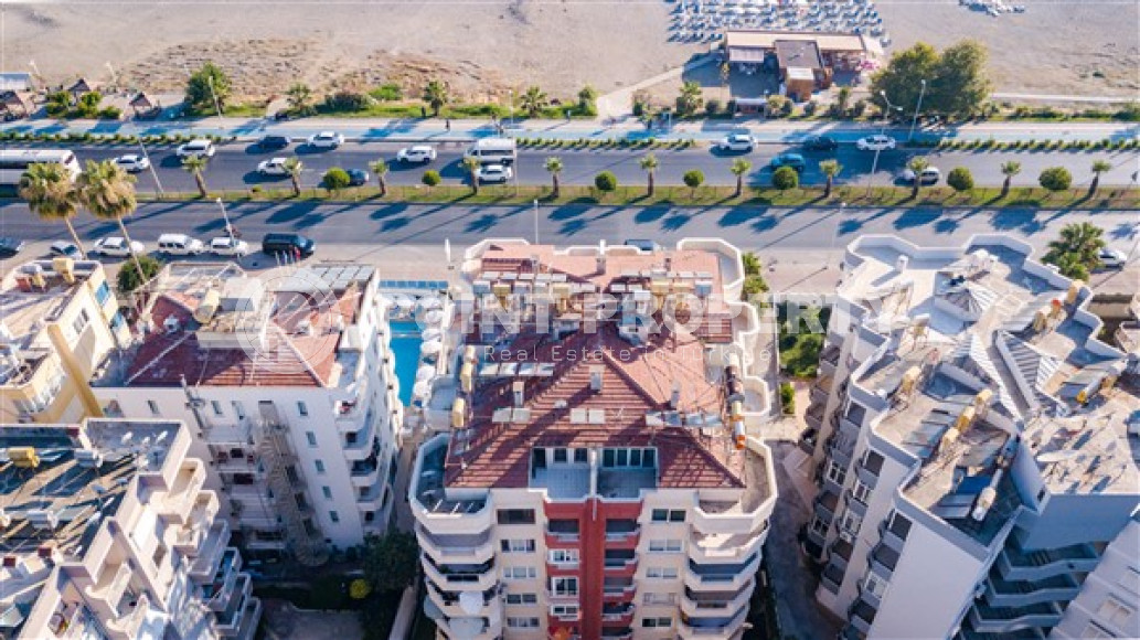 Budget resale property: penthouse 4+1, 170m², on the first coastline in the center of Mahmutlar-id-2493-photo-8