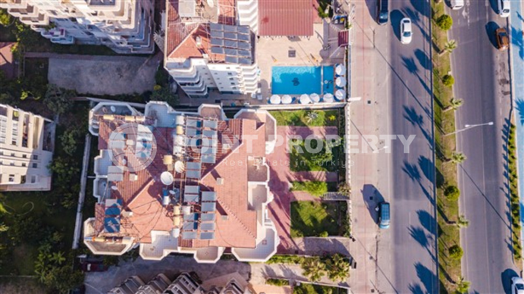 Budget resale property: penthouse 4+1, 170m², on the first coastline in the center of Mahmutlar-id-2493-photo-9