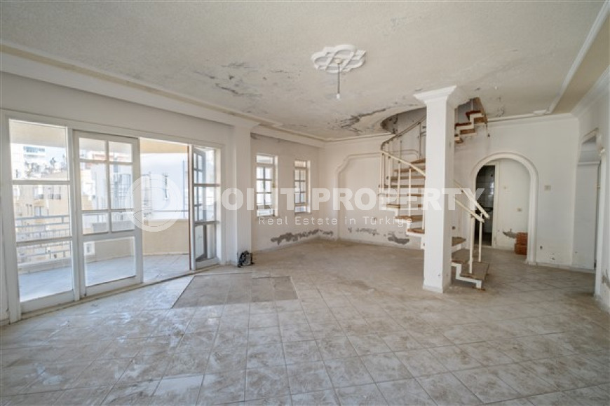 Budget resale property: penthouse 4+1, 170m², on the first coastline in the center of Mahmutlar-id-2493-photo-14