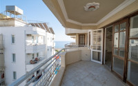 Budget resale property: penthouse 4+1, 170m², on the first coastline in the center of Mahmutlar-id-2493-photo-15