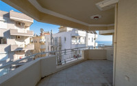 Budget resale property: penthouse 4+1, 170m², on the first coastline in the center of Mahmutlar-id-2493-photo-16