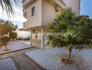 Уютная вилла 3+1, 200м². с панорамными видами в районе Алании – Каргыджак, в 2000м от моря-id-2496-фото-5