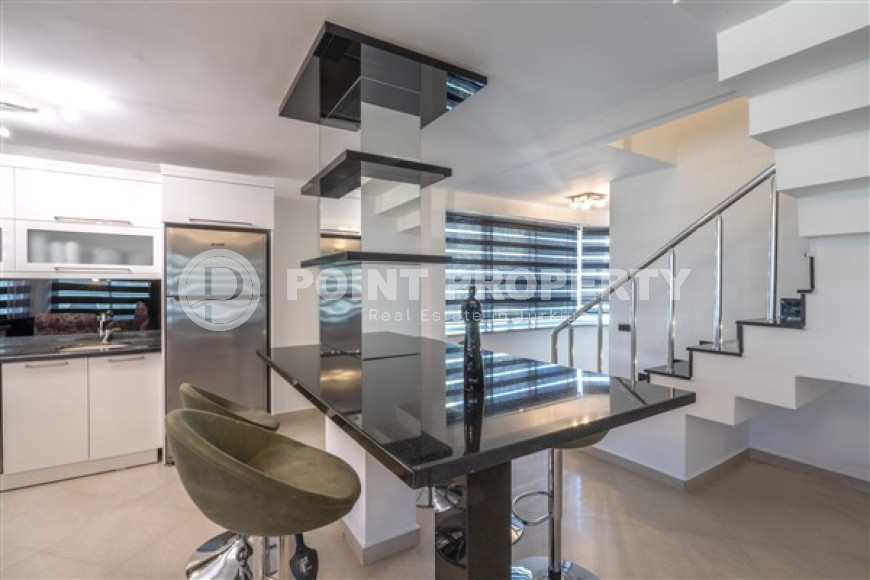 Видовой комфортабельный пентхаус 4+1, 240м², на первой береговой линии в районе Алании - Оба.-id-2499-фото-9