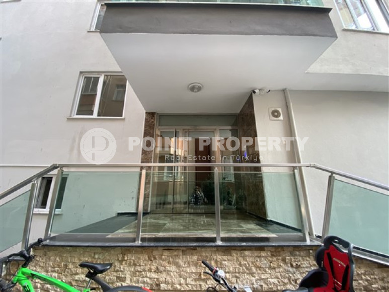 Two bedroom apartment, 100m², 350m from the sea in the western part of Mahmutlar, Alanya-id-2500-photo-4