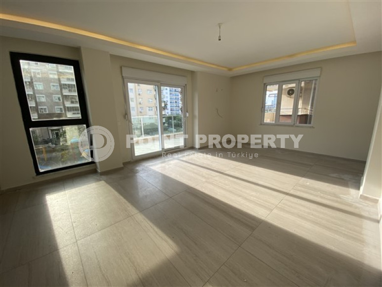 Two bedroom apartment, 100m², 350m from the sea in the western part of Mahmutlar, Alanya-id-2500-photo-6