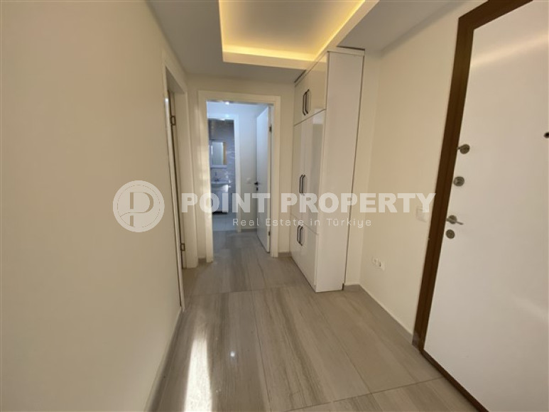 Two bedroom apartment, 100m², 350m from the sea in the western part of Mahmutlar, Alanya-id-2500-photo-10