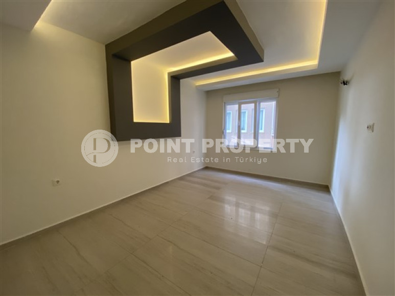 Two bedroom apartment, 100m², 350m from the sea in the western part of Mahmutlar, Alanya-id-2500-photo-12