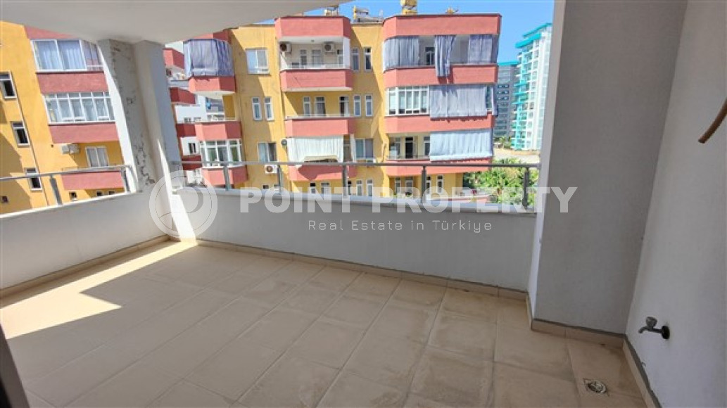 Budget three-room apartment, 104m², in a comfortable complex in Mahmutlar, Alanya-id-2503-photo-4