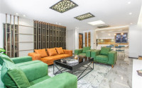 Two luxury apartments: penthouse 4+1 and studio 0+1, 180m², 250m from the sea in Oba, Alanya-id-2504-photo-1