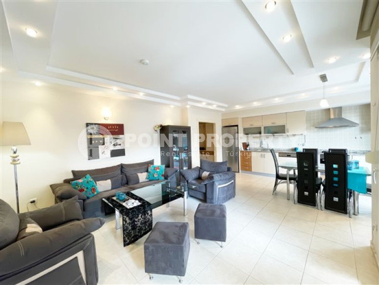 Furnished two bedroom apartment, 110m², in a cozy residence in Oba, Alanya-id-2505-photo-3