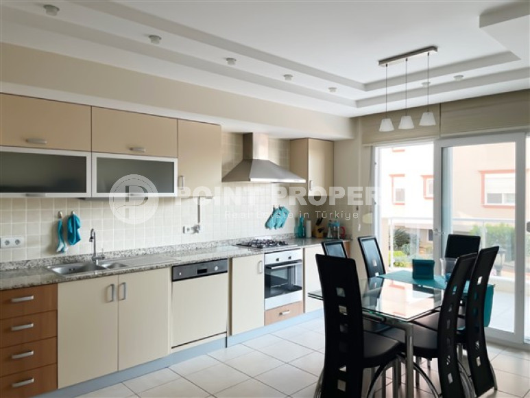 Furnished two bedroom apartment, 110m², in a cozy residence in Oba, Alanya-id-2505-photo-8