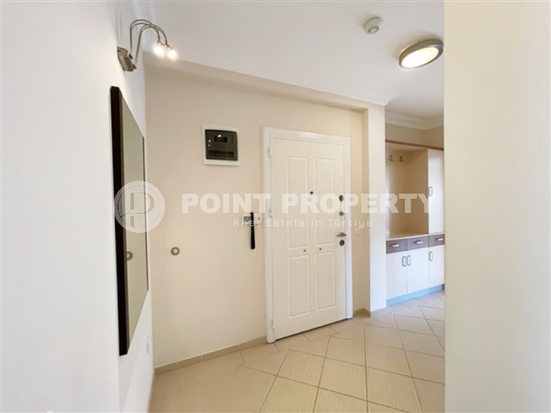 Furnished two bedroom apartment, 110m², in a cozy residence in Oba, Alanya-id-2505-photo-20