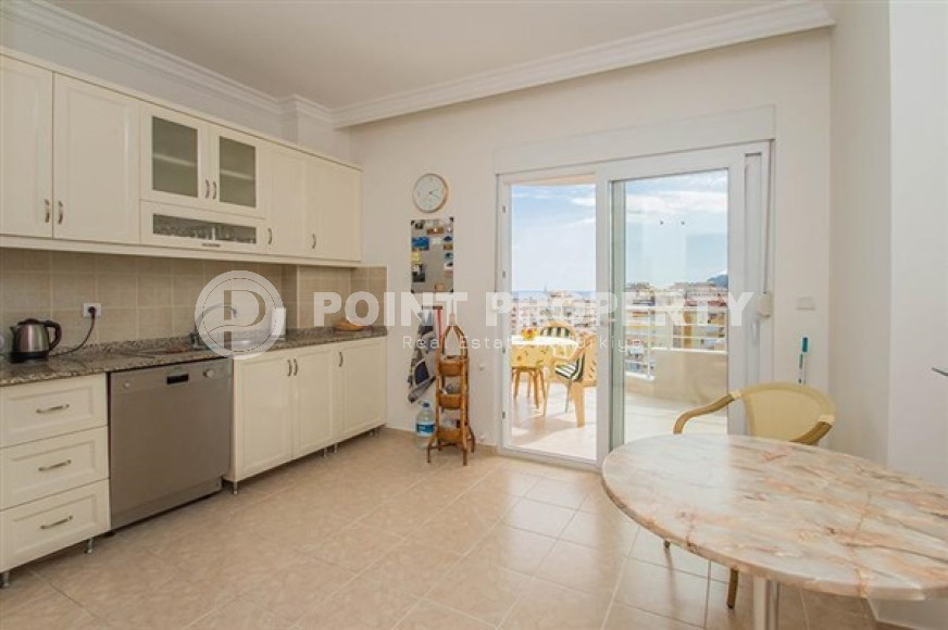 Меблированная квартира 3+1, 130м², с отдельной кухней, с видом на Аланийскую крепость в центре Алании-id-2506-фото-8