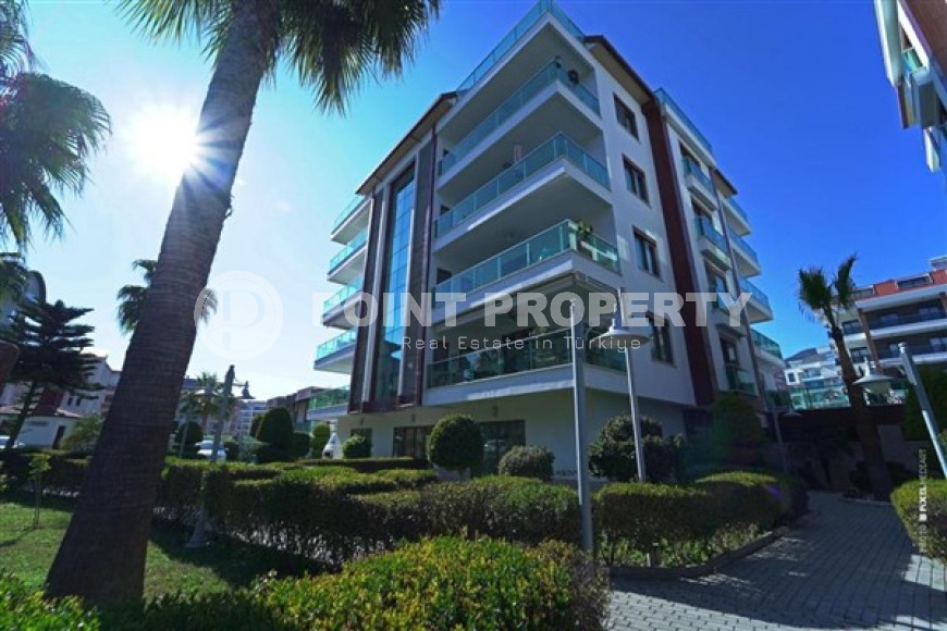 Three-room apartment, 110 m², in a cozy complex with good infrastructure in the Oba area, Alanya-id-2509-photo-2